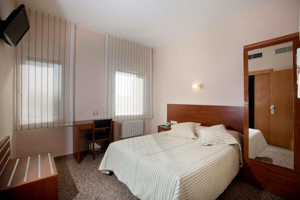 Hotel Marivella Calatayud Room photo